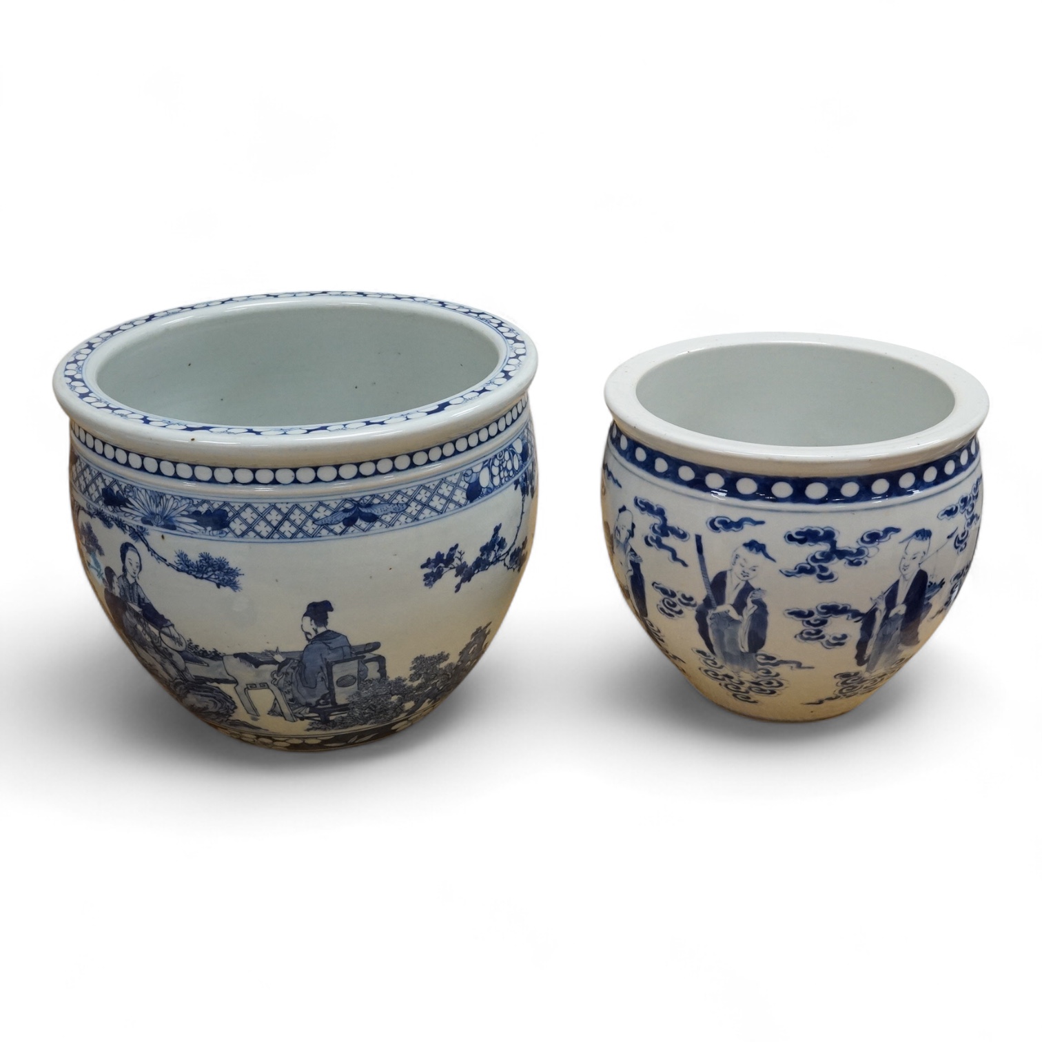 Two 19th/20th century Chinese blue and white porcelain jardinières, largest 26cm